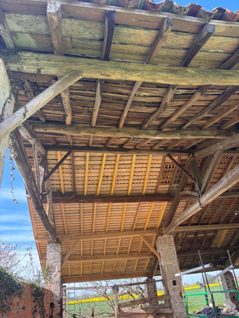 Charpente neuve de grange à Montastruc-la-Conseillère (31)